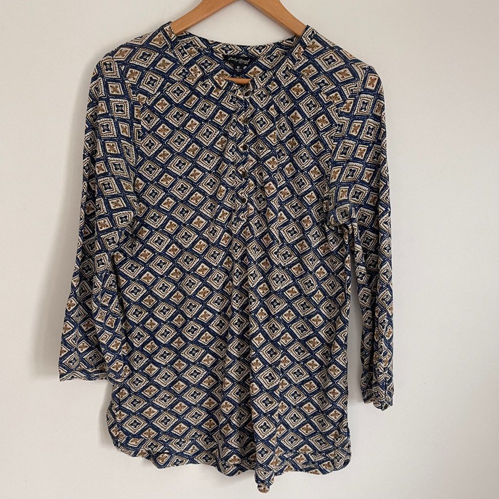 Lucky Brand Woman Blue Long Sleeve Henley Neck Pullover Blouse Size Medium